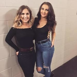 Meet your Posher, Brenna